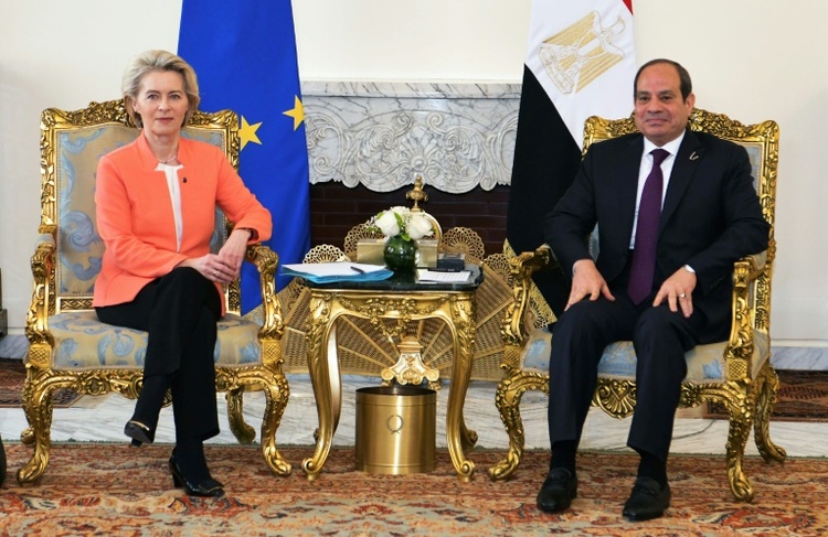 Migration: EU schließt Abkommen mit Ägypten und gibt Kairo 7,4 Milliarden Euro