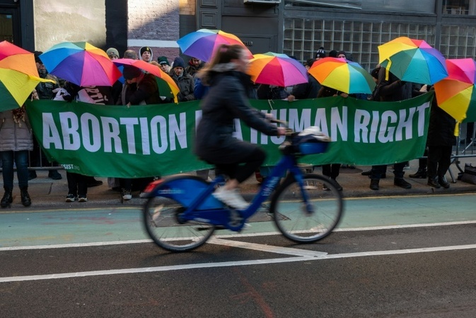 Bericht: Regierungskommission empfiehlt Legalisierung von Abtreibung