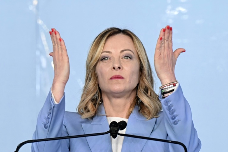 Italiens Regierungschefin Meloni führt ihre Partei selbst in die Europawahl
