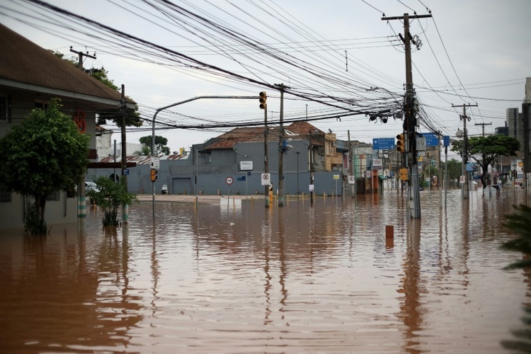 Mehr als 50 Tote bei schweren Überschwemmungen in Brasilien