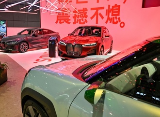 BMW-Chef Zipse warnt vor Einfhrung von EU-Strafzllen auf E-Autos aus China