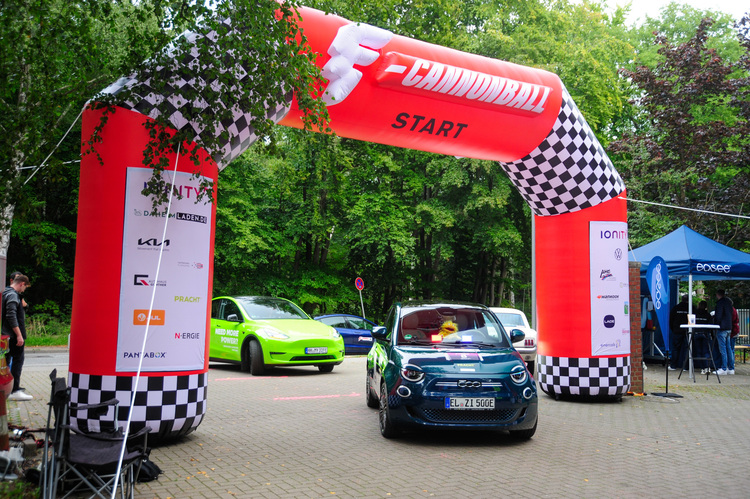 Größte Elektro-Rallye Deutschlands E-Cannonball am Start