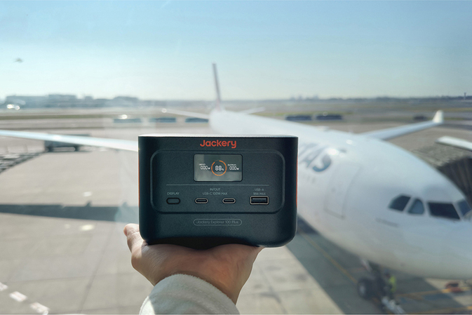 Neue Jackery Mini-Powerstation Explorer 100 Plus