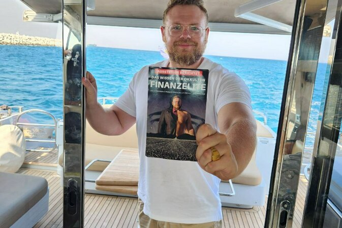 Deven Schuller - Neues Buch über die Finanzelite