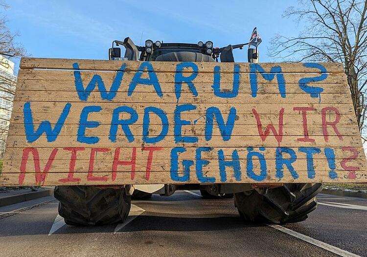 Esken beharrt auf Ende des Agrardiesels ab 2025