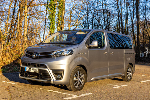 Kleinbus Toyota Proace Verso Electric im Test