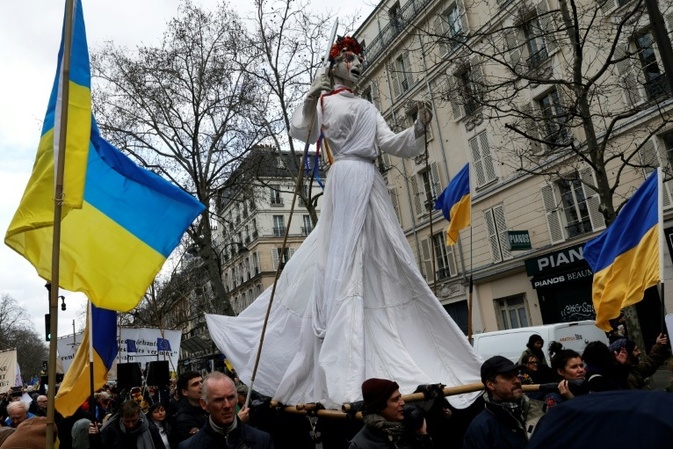 Staats- und Regierungschefs wollen in Paris Unterstützung für Ukraine stärken