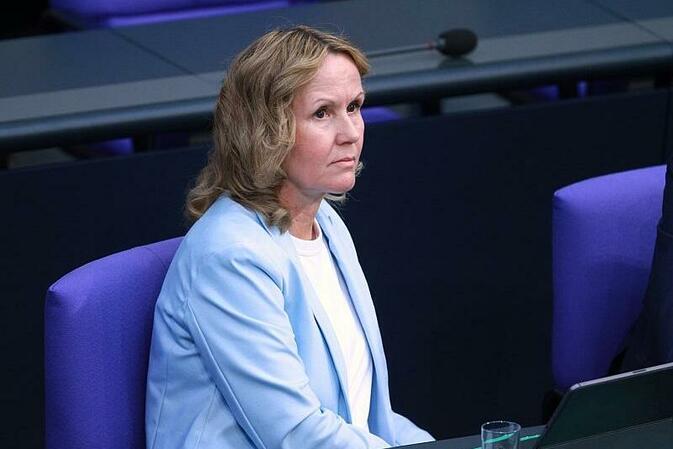 Namibias Umweltminister wirft Lemke ''neokoloniale Einmischung'' vor