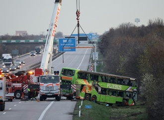 Nach schwerem Busunfall bei Leipzig: Identitt von drei der vier Toten geklrt