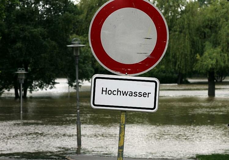 Saarbrücken: Frau nach Hochwasser-Rettungseinsatz gestorben