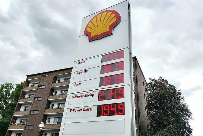 Spritpreise sinken weiter