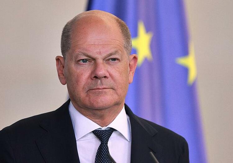 Scholz verspricht im Flutgebiet schnelle Hilfe des Bundes