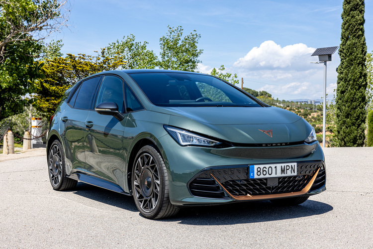 Cupra Born als VZ ein Performer