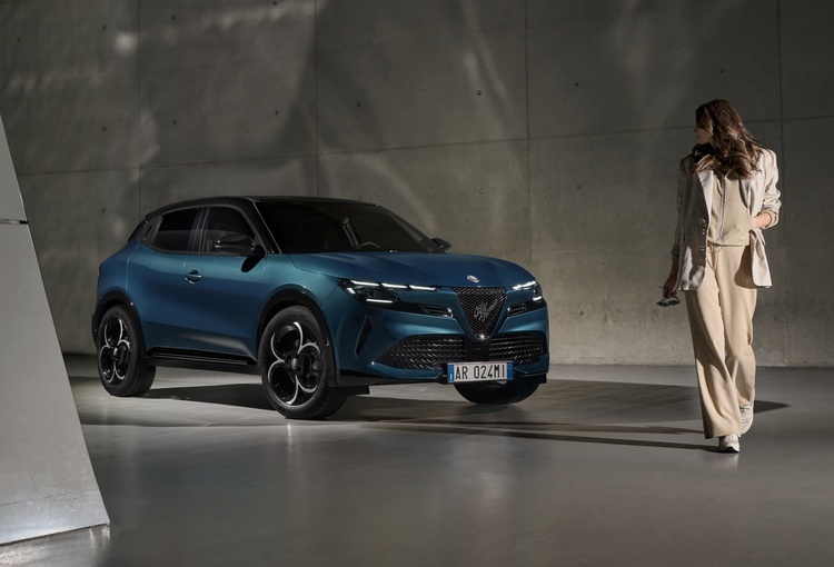 Alfa Romeo Junior Veloce: Topmodell mit 280 PS