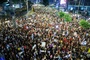 Zehntausende Menschen demonstrieren in Tel Aviv gegen israelische Regierung