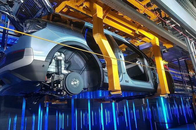 Deutsche Autoindustrie stellt sich gegen EU-Batterieverordnung