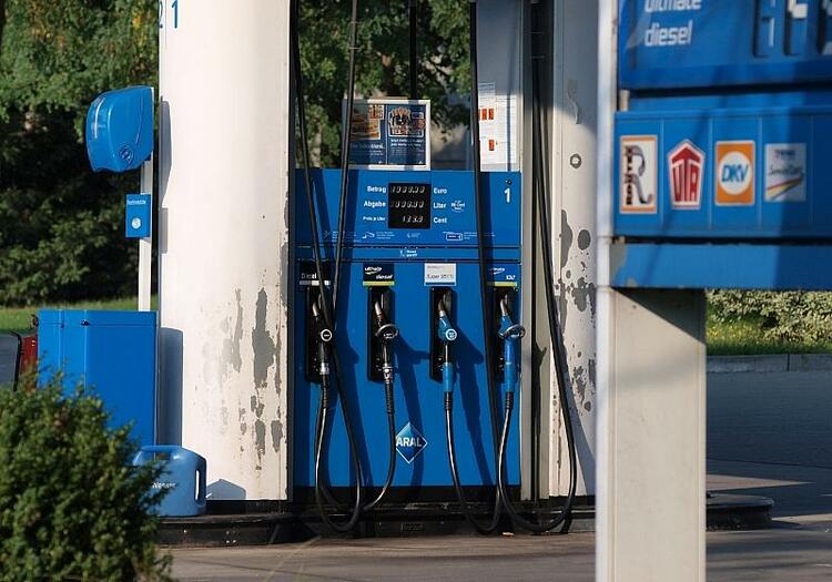 Spritpreise sinken Anfang August weiter - Diesel auf Jahrestief