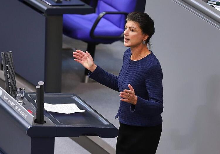 Wagenknecht will staatliche Übernahme von Netzentgelten