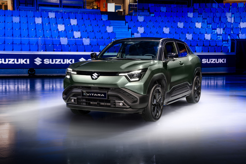 Suzuki präsentiert den e Vitara