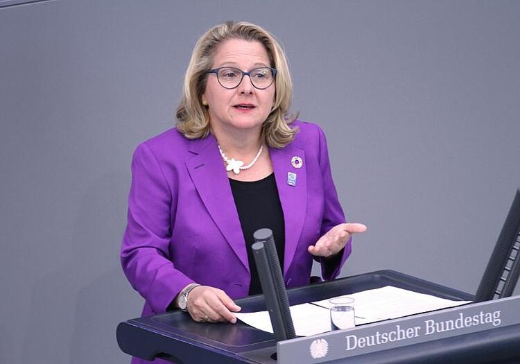 Schulze will Ukraine bei Energie-Wiederaufbau stärker unterstützen