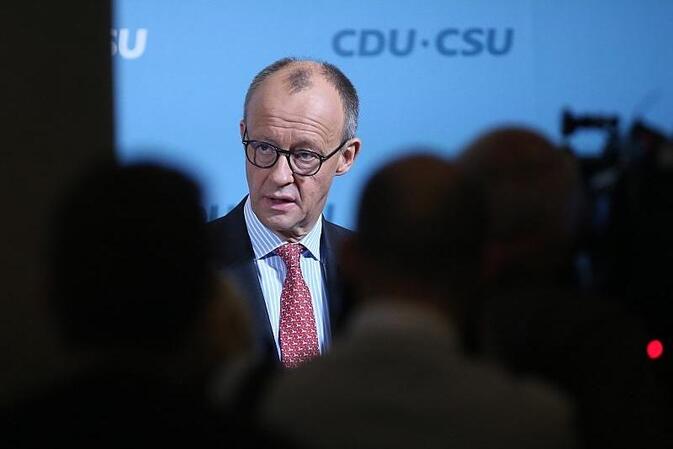 Merz weist Vorwürfe nach Aussagen zu grünem Stahl zurück