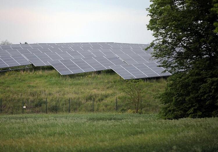Förderbedarf von neuen PV-Freiflächenanlagen weiter gesunken