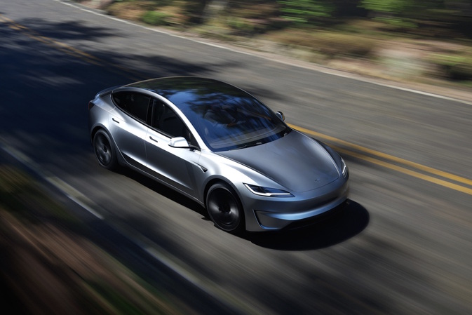 KBA: Sicherheit von Tesla auf Prüfstand - Phänomen Phantombremsungen