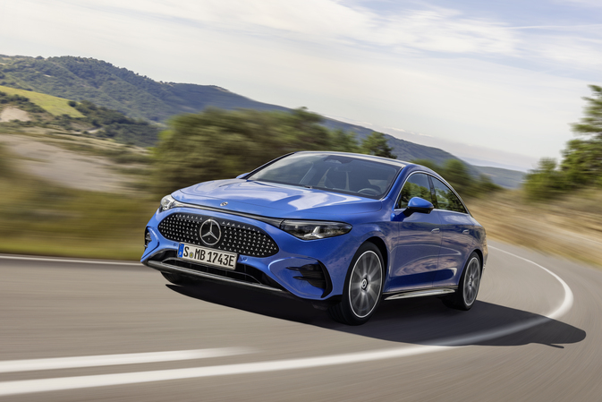 Neuer Mercedes-Benz CLA als AMG - Elektro-Sportler mit Axialpower