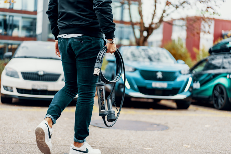 5x Nützliches für E-Autofahrer - Sauber geladen 