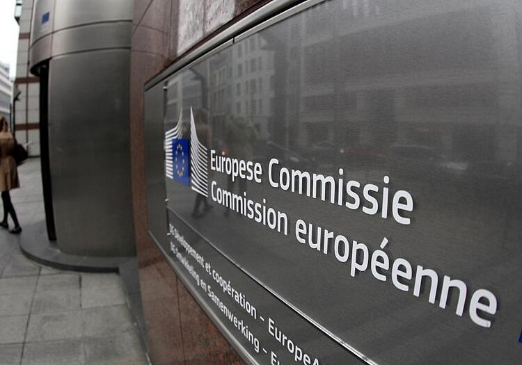 EU-Kommission will Öl- und Gasimporte aus Russland reduzieren