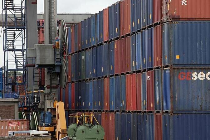 EU und Arabische Emirate vereinbaren Freihandelsgespräche