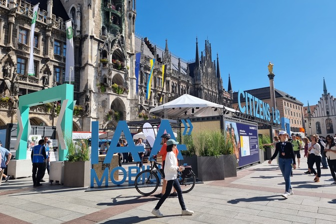 Mobilitätsmessen in der Krise - IAA Mobility bleibt stabil, polisMOBILITY abgesagt