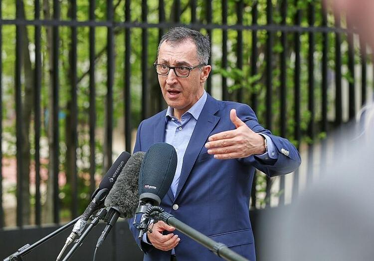 Deutschland wieder frei von MKS - Özdemir mahnt zu Wachsamkeit