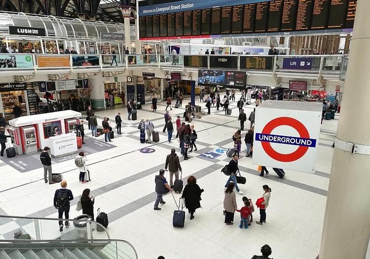 Inflationsrate in Großbritannien sinkt leicht auf 3,4 Prozent