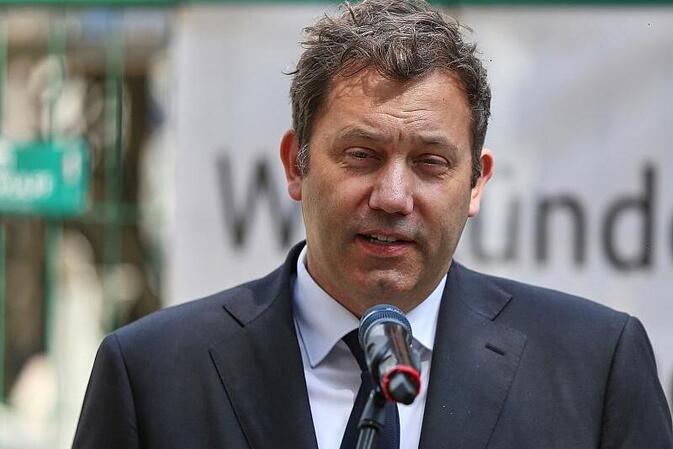 Grüne werfen Finanzminister Haushaltstricks vor