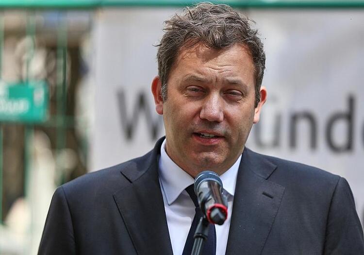 Grüne werfen Finanzminister Haushaltstricks vor