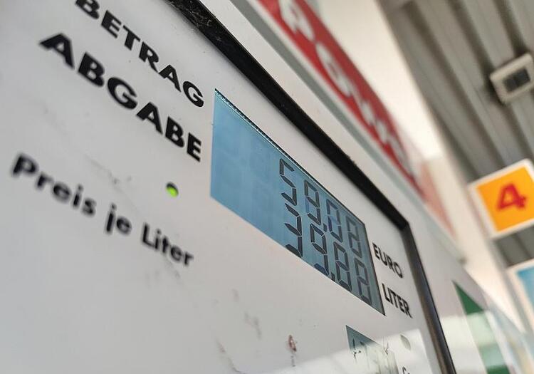 Berlin will Dämpfung der CO2-Bepreisung fürs Heizen und Tanken