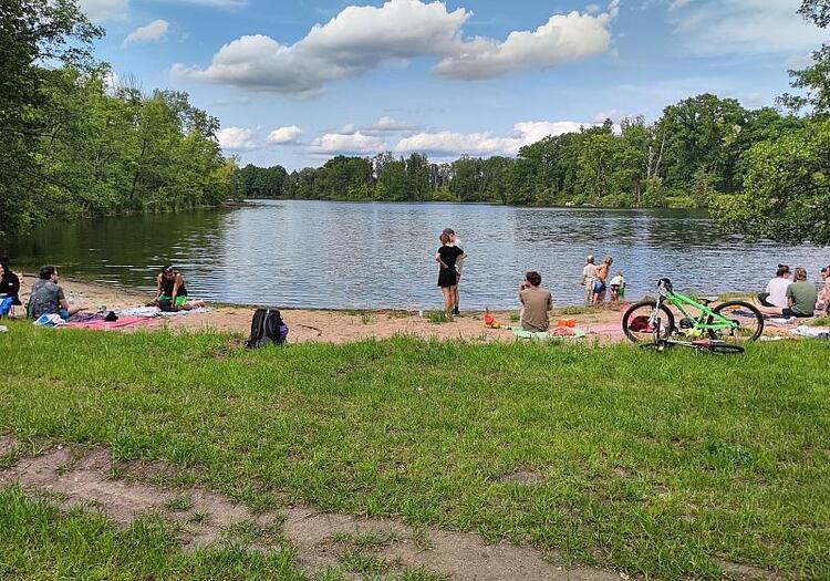 Hitzewelle: DLRG empfiehlt Schwimmen an bewachten Badestellen
