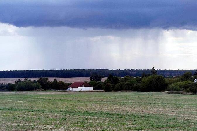 Wetterdienst warnt: Schwere Gewitter in Süddeutschland erwartet