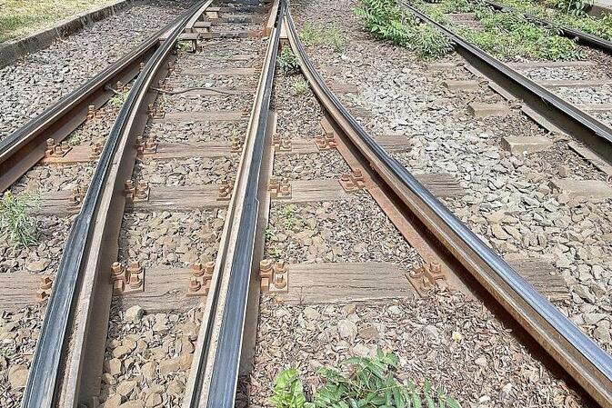 Zugunglück in Baden-Württemberg wohl durch Erdrutsch ausgelöst