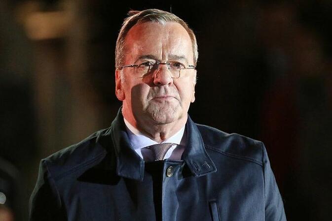 Pistorius zeigt sich betroffen über tödlichen Hubschrauber-Absturz