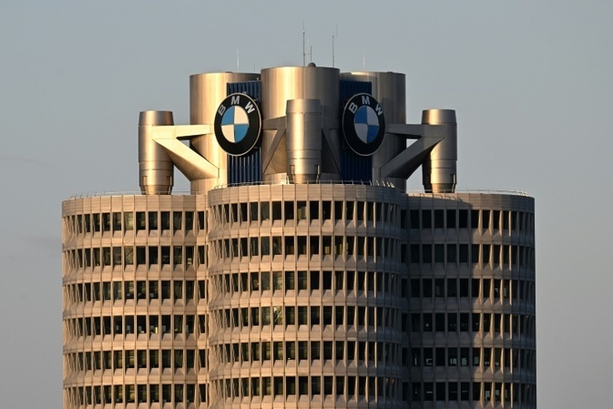 Gewinn von BMW bricht im zweiten Quartal um ein Drittel ein