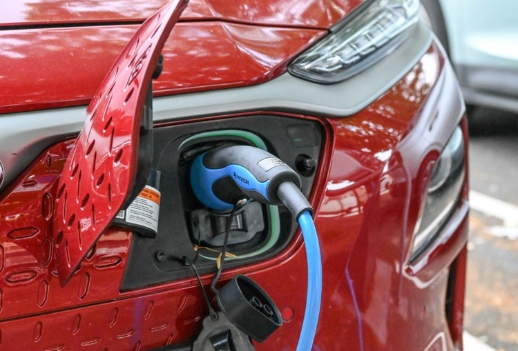 Nach schwachem Juni: Zahl der Auto-Neuzulassungen im Juli deutlich gestiegen