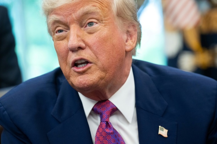 Trump droht Arzneimittelkonzernen mittelfristig mit bis zu 250 Prozent Zoll