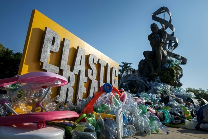 Verhandlungen für ein UN-Plastikabkommen gehen in die offiziell letzte Runde