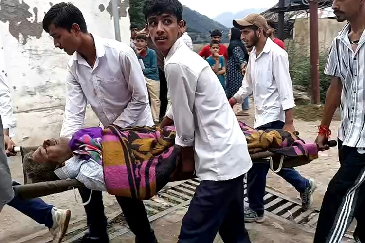 Mindestens 56 Tote bei Sturzfluten im indischen Teil von Kaschmir