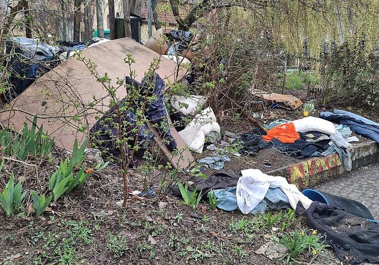 Linke kritisiert fehlende Ambitionen bei UN-Plastikabkommen