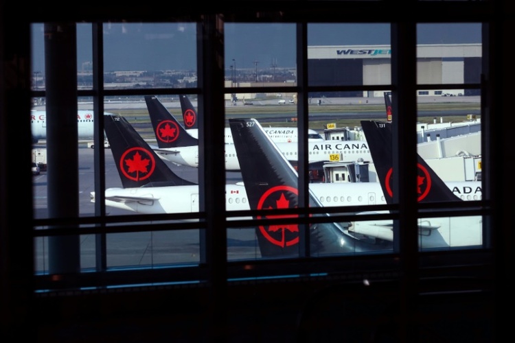 Air Canada streicht wegen Flugbegleiter-Streiks hunderte Flüge