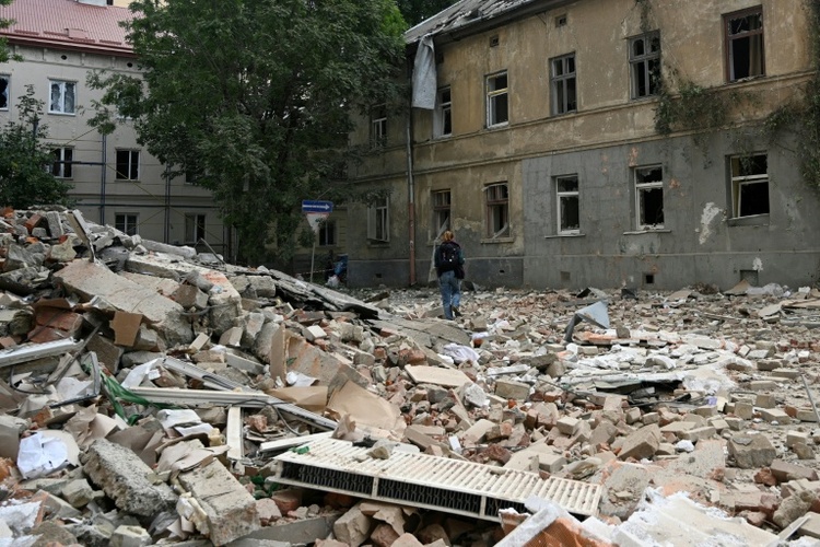 Behörden: Ein Toter bei russischen Angriffen auf die Westukraine
