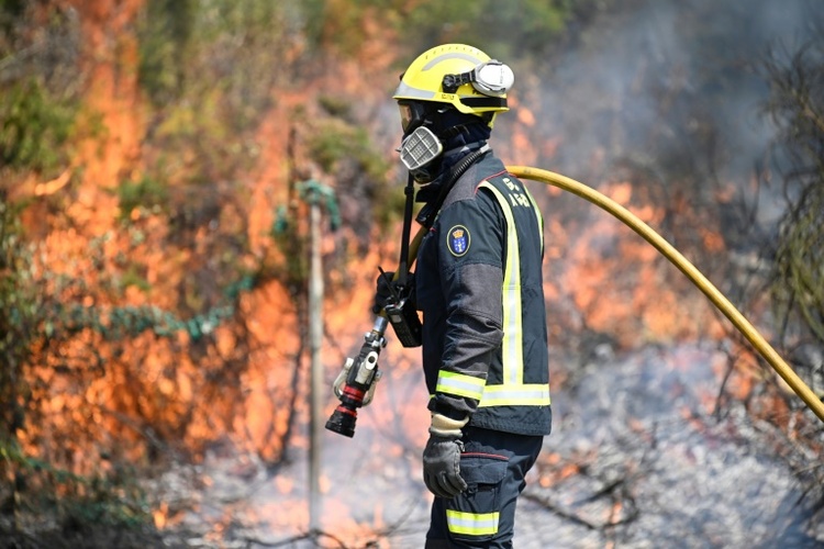 Acht Tote durch Waldbrände auf Iberischer Halbinsel - Entspannung in Spanien